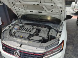 2018 Volkswagen Passat GT full