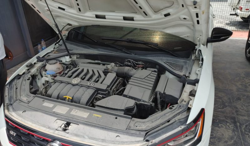 2018 Volkswagen Passat GT full